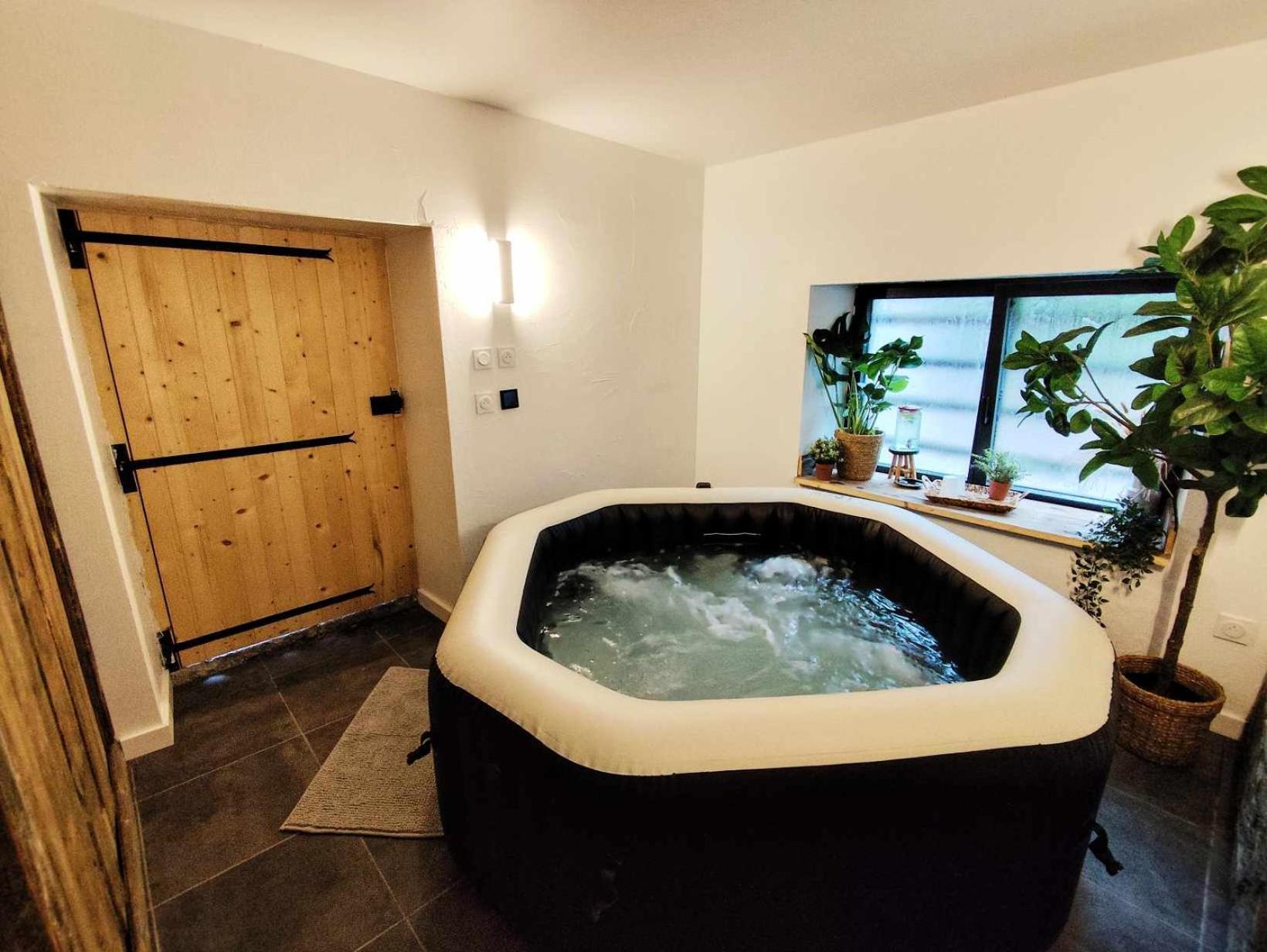 La Grange Savoyarde-Spa-Piscine-Proche Lac-Charme-Detente- 3 Etoiles Lathuile Zewnętrze zdjęcie
